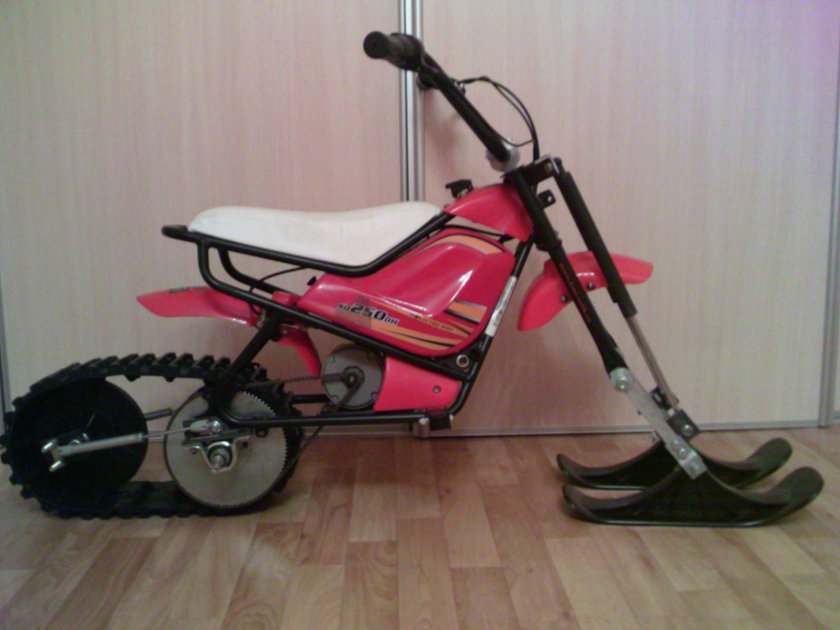 Детский мопед