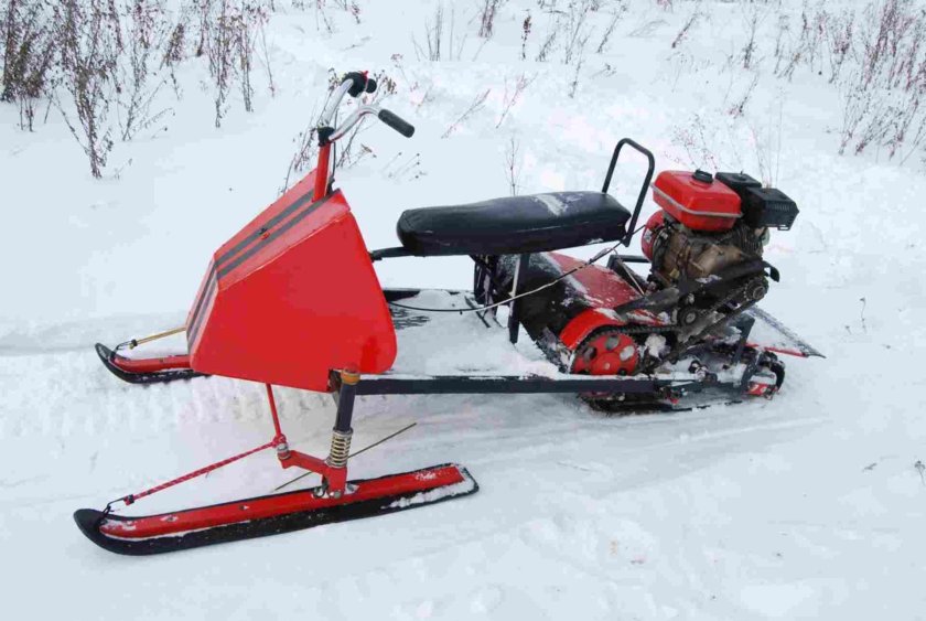 Мотоснегокат хаски