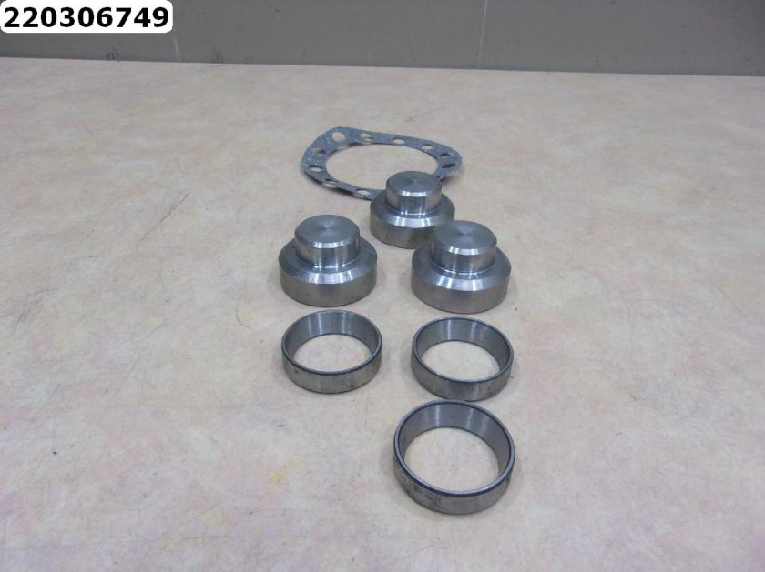 Шкворень поворотного кулака 39294-2304019 Трэкол