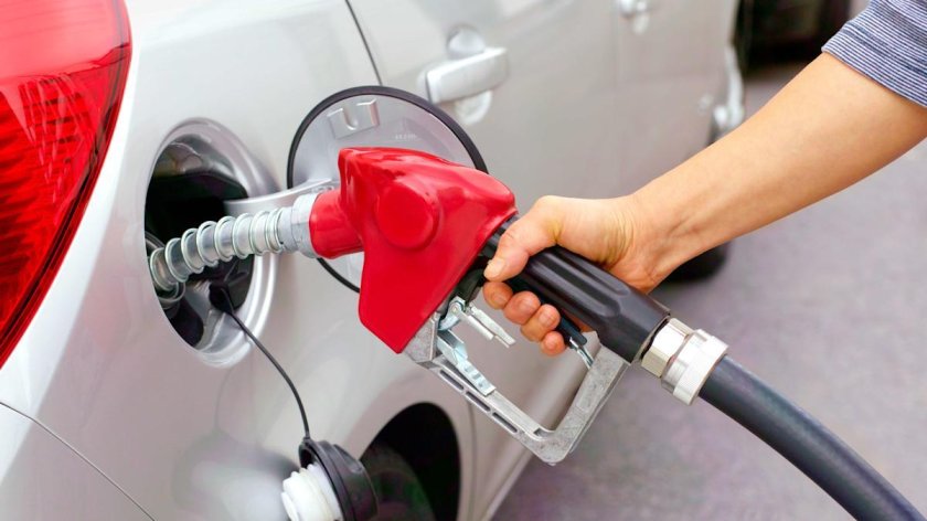 Бензин заправка