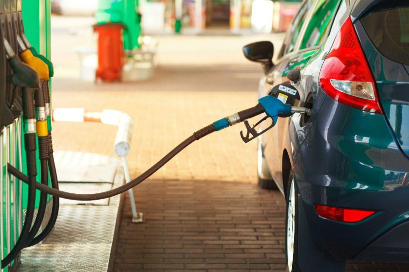 Заправка автомобиля