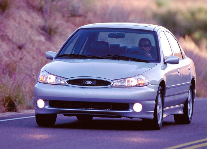 Ford Contour SVT