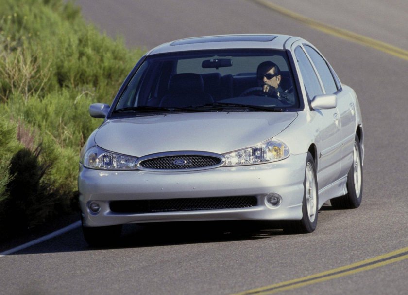 Ford Contour SVT