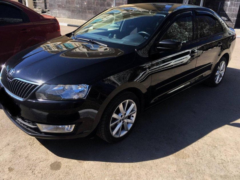 Шкода Рапид 2016 черная