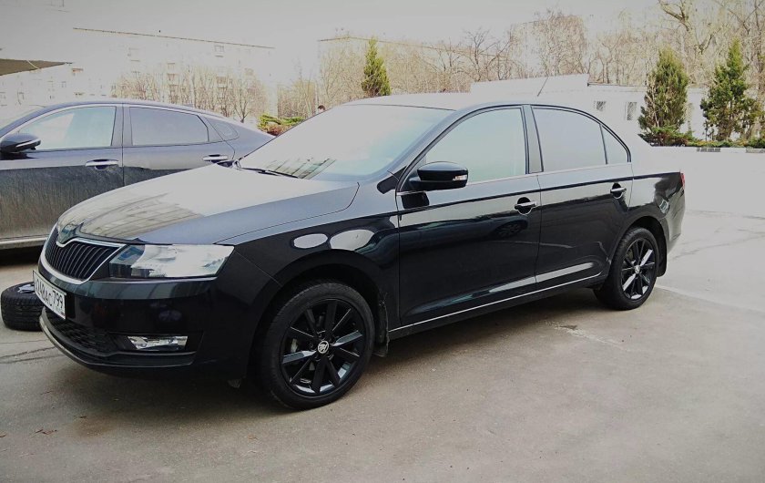 Шкода Рапид 2023 черная