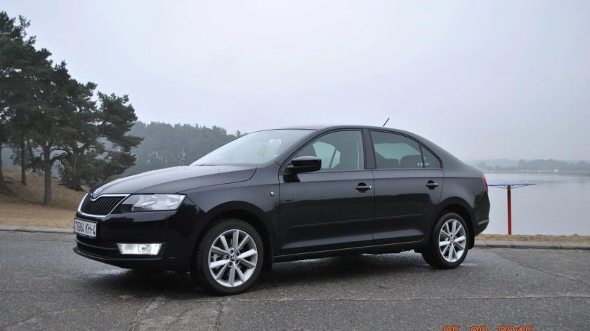 Шкода Рапид 2017 черный