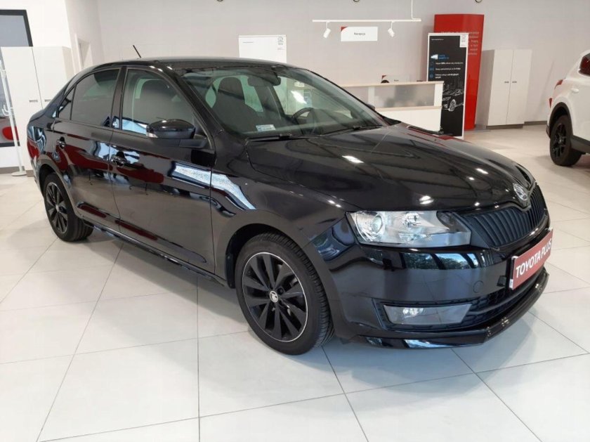 Škoda Rapid 2018 черный