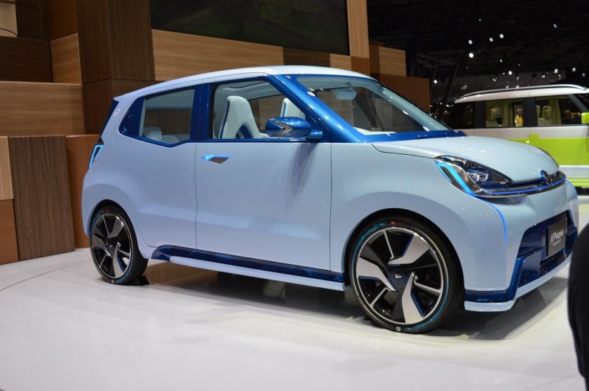 Тойота Зион