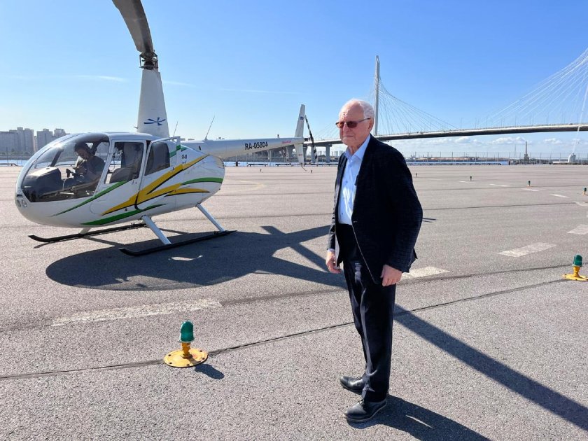 Вертолет robinson r66