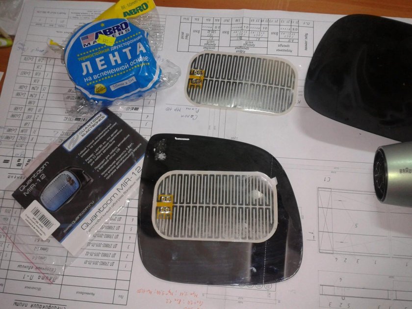 На что приклеить зеркало заднего вида боковое