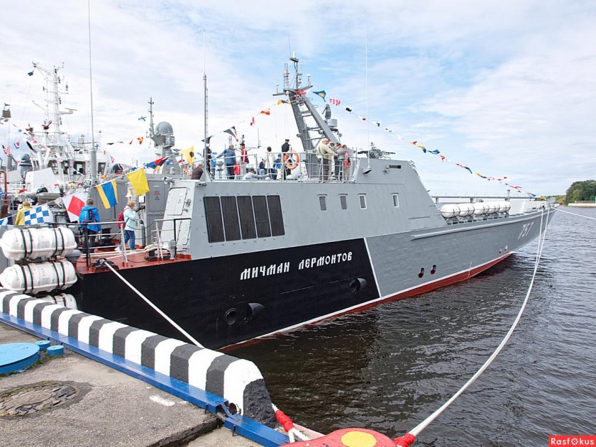 Мичман Лермонтов десантный катер