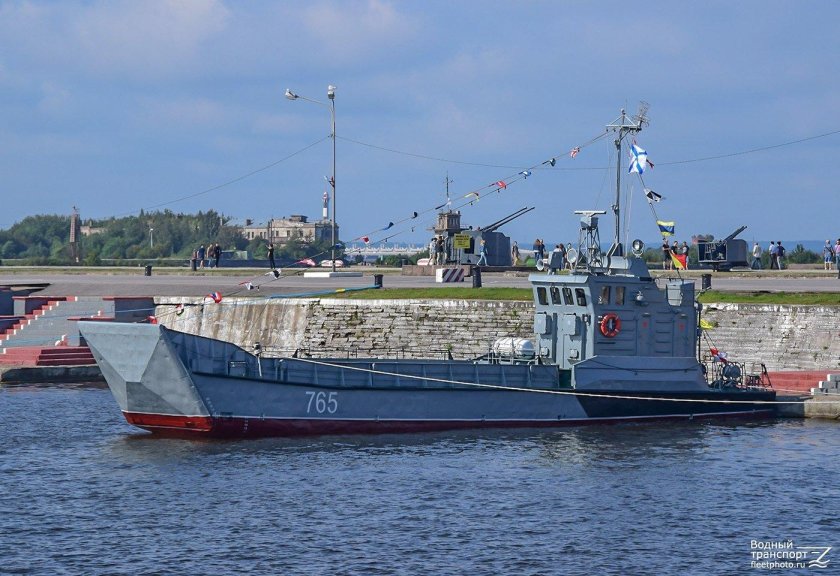 Десантный катер 1176