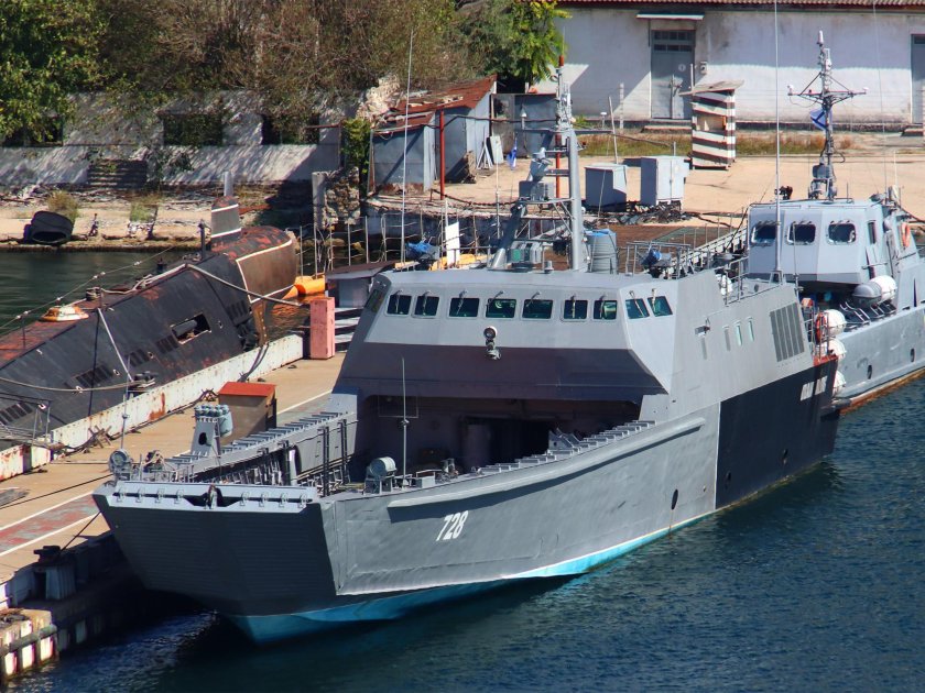 Десантный катер Атаман Платов