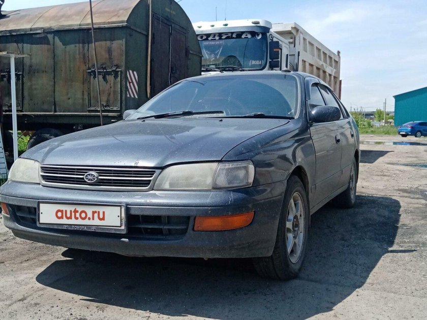 Тойота корона SF 1993