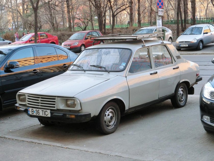 Автомобиль Дачия 1310