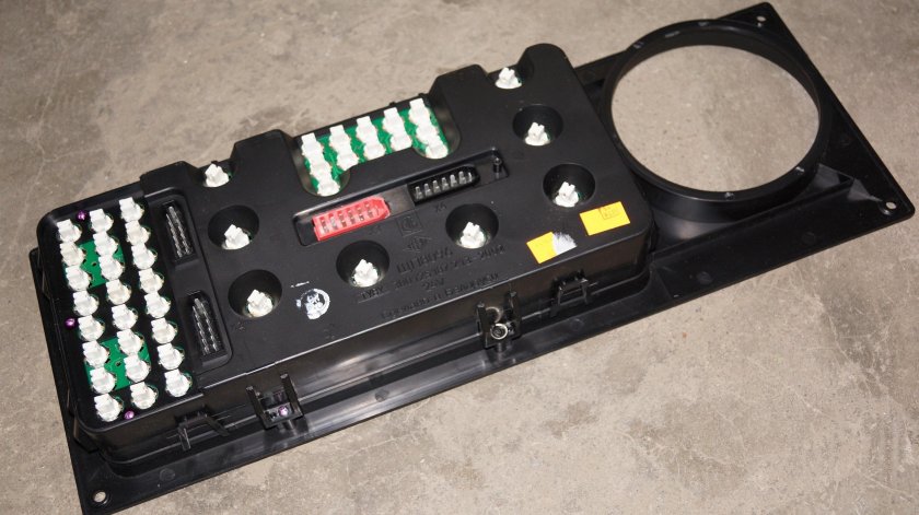 Щиток приборов МАЗ ЩП 8096