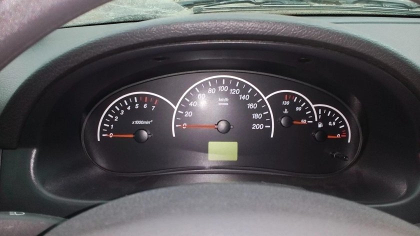 Панель приборов ВАЗ 2170 Приора