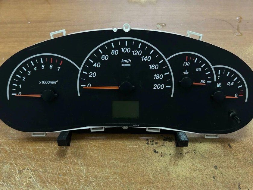 Приборная панель приора