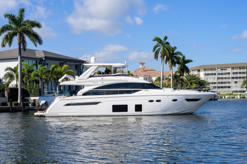 Princess 75 motor yacht