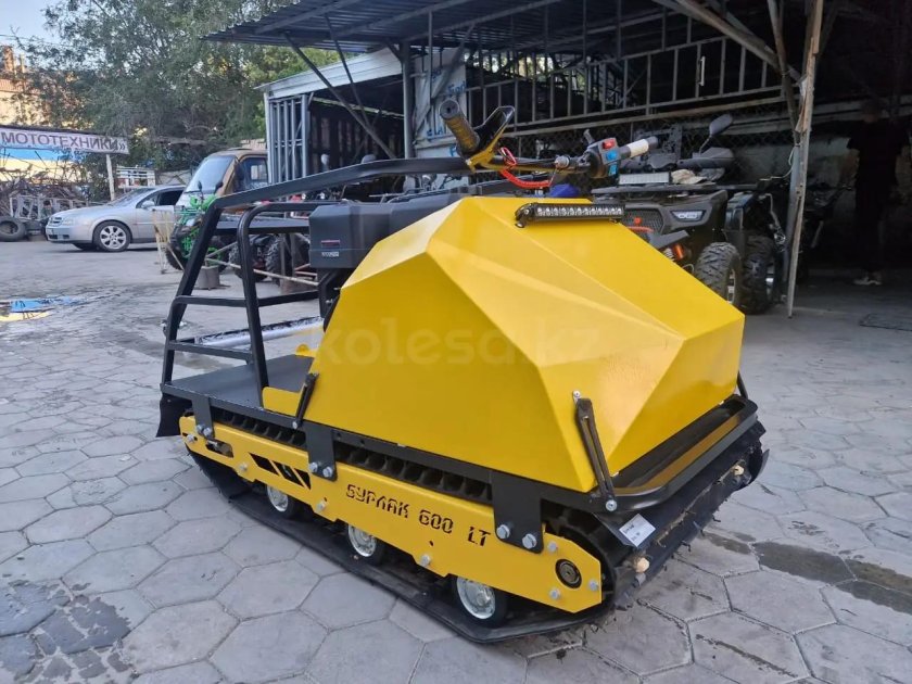 Мотобуксировщик бурлак