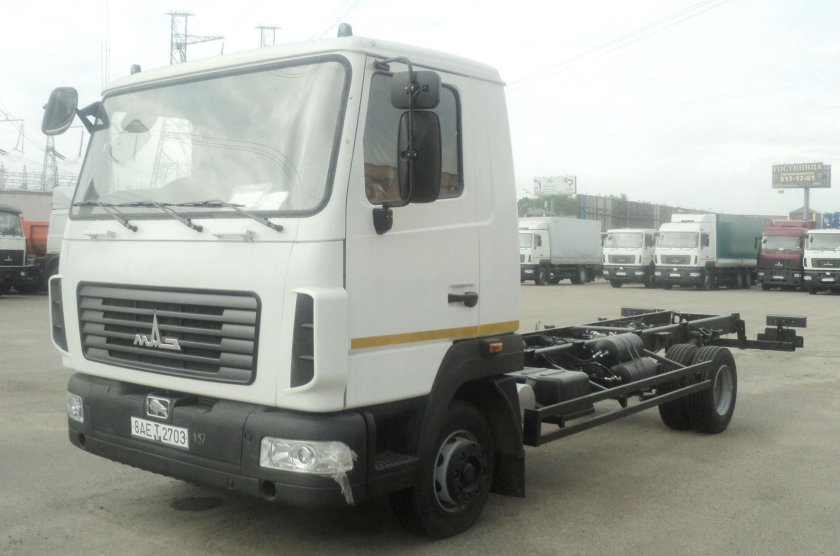 МАЗ 4381 бортовой