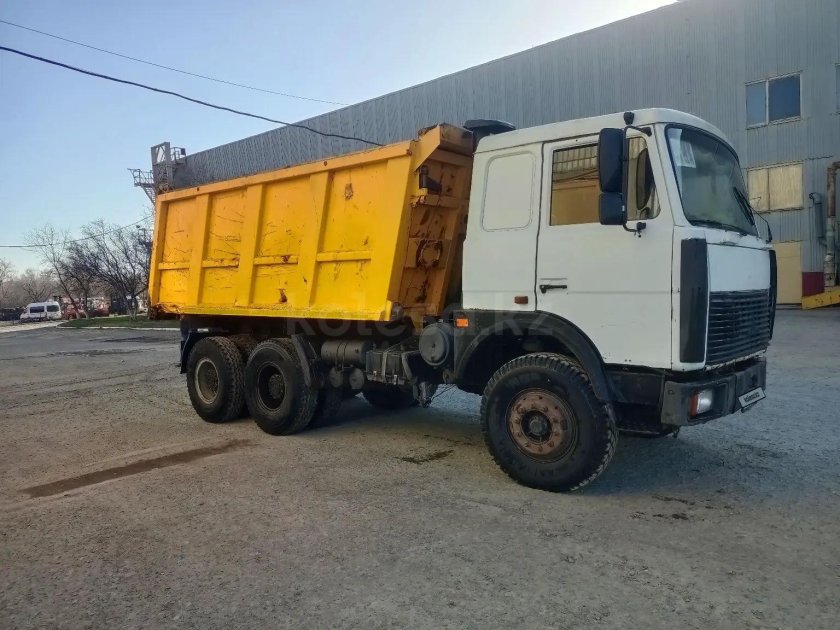 Самосвал маз