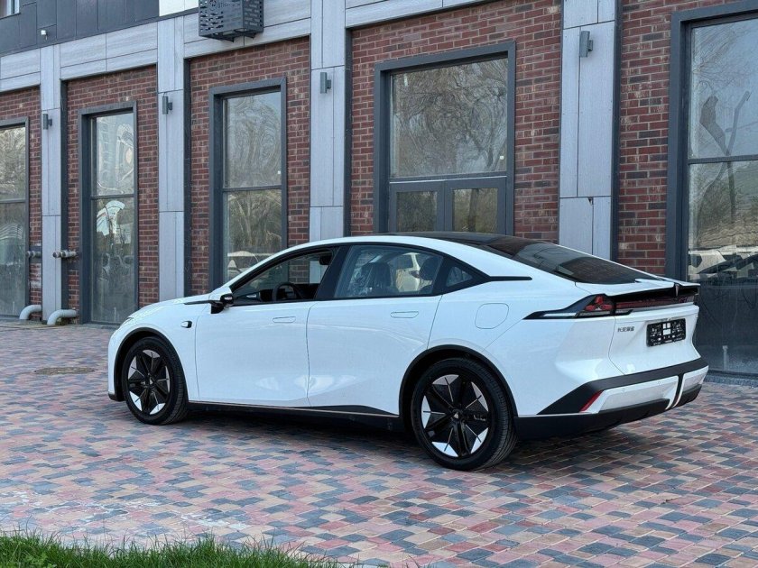 Changan deepal sl 03