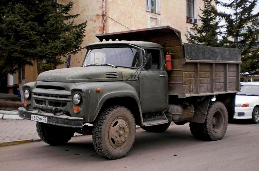 ММЗ 4502 ЗИЛ 130д