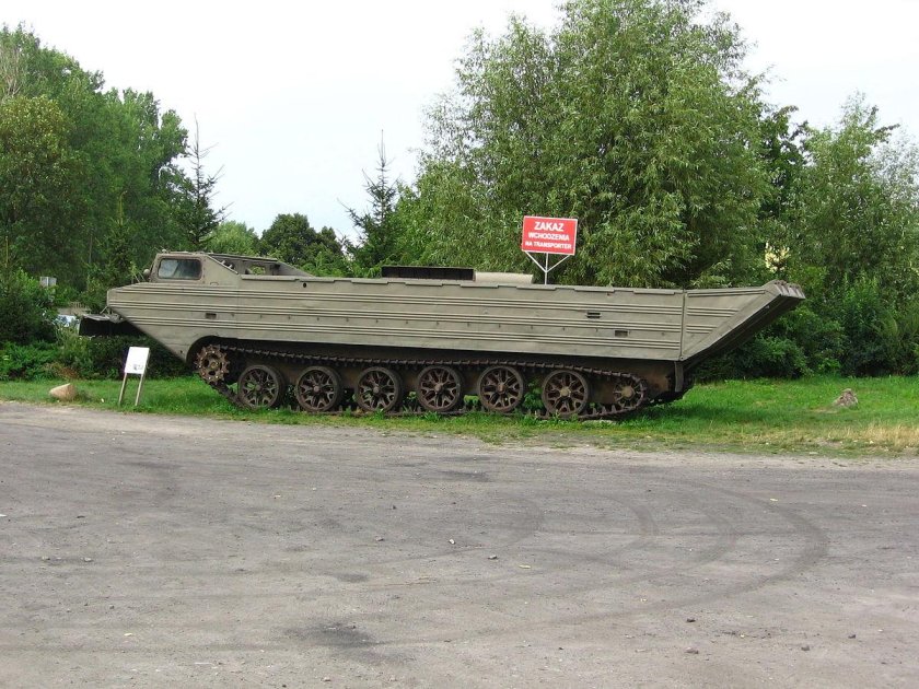 ПТС-2м плавающий Транспортер