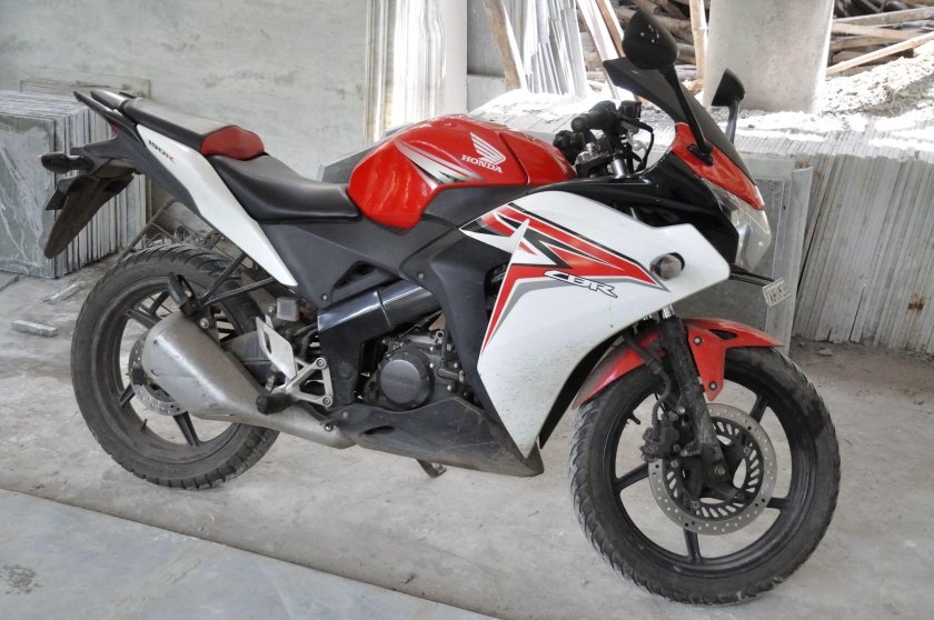 Honda CBR 150r