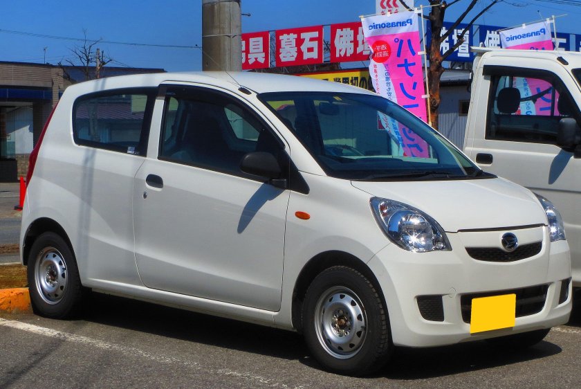 Daihatsu Mira van