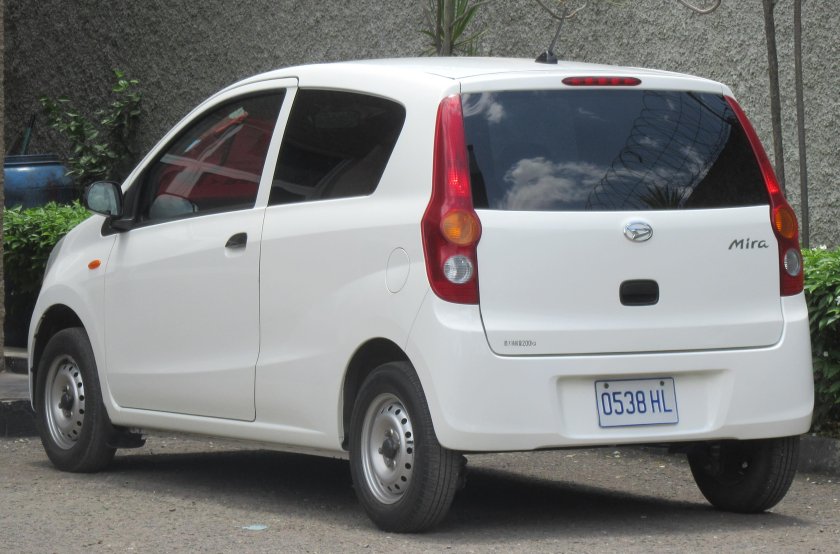 Daihatsu Mira 1.3