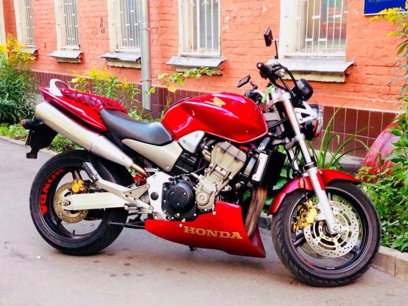 Honda cb900f Hornet