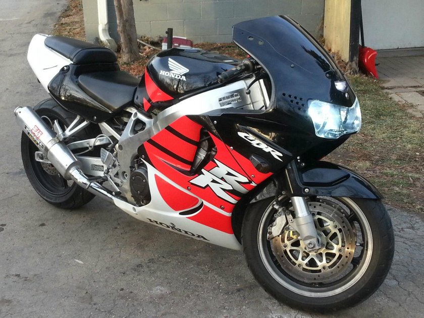 Хонда сбр 900 рр
