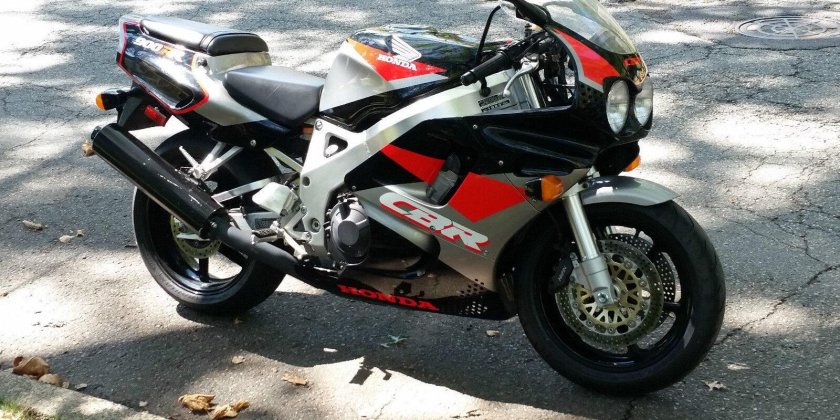 Хонда СБР 1993