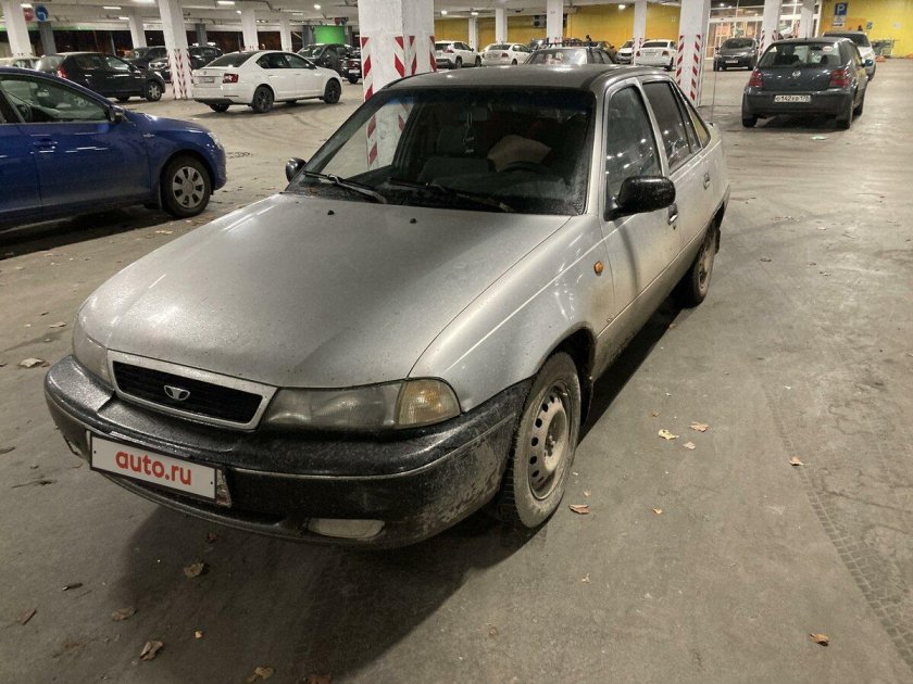 Дэу Нексия 2001