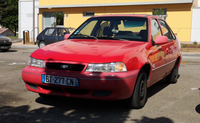 Daewoo Nexia седан 1.5 DOHC