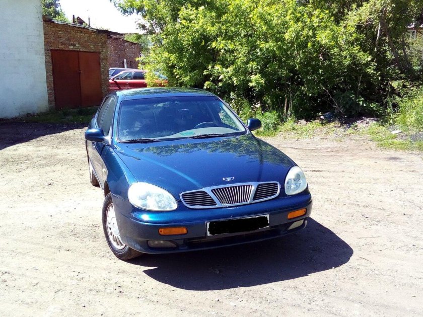 Дэу Леганза 1999