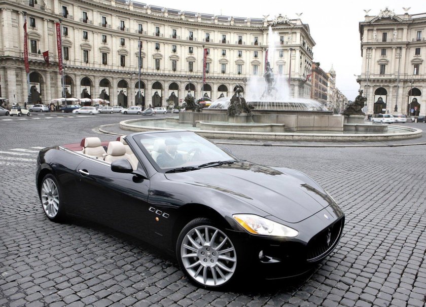 Maserati GRANCABRIO 2010
