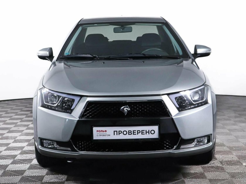 Iran khodro dena plus