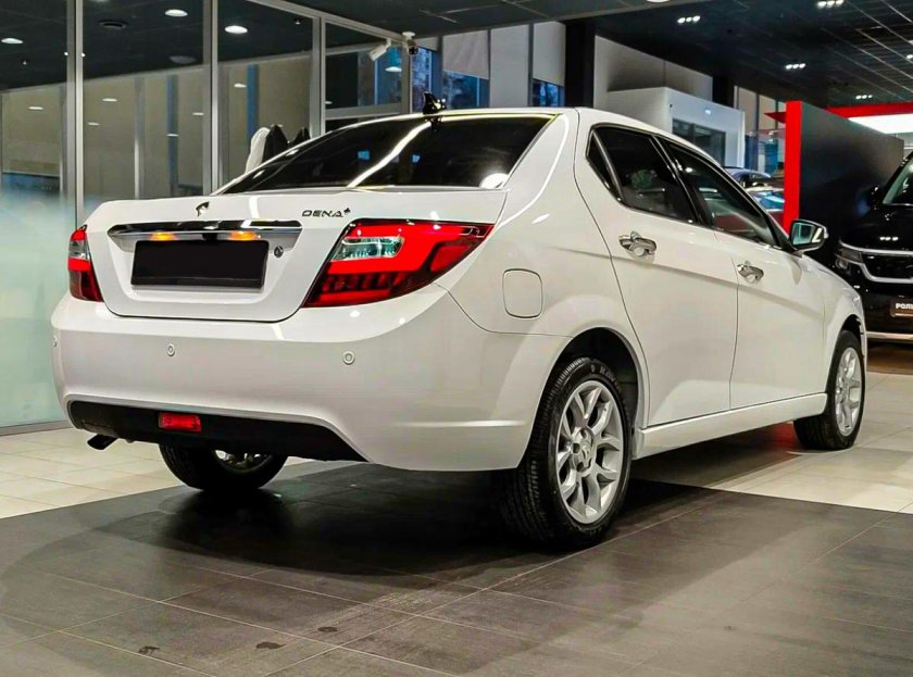 Китайский седан