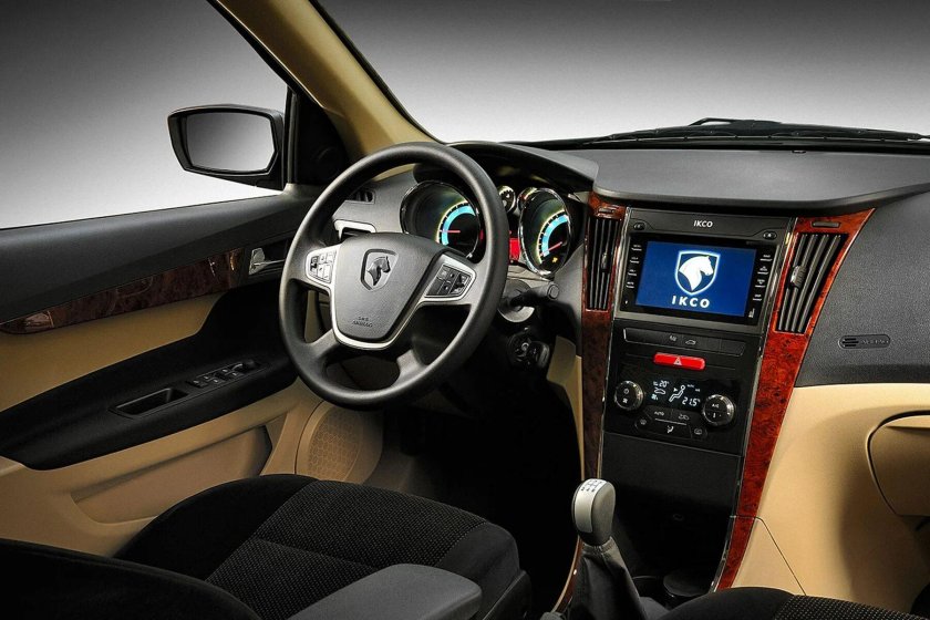 Седан Iran Khodro Dena