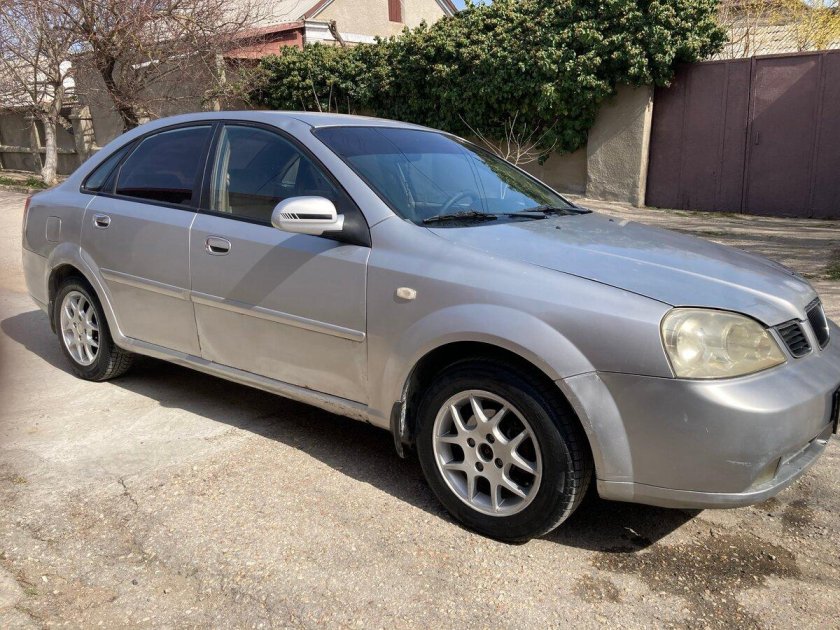 Chevrolet lacetti 2012