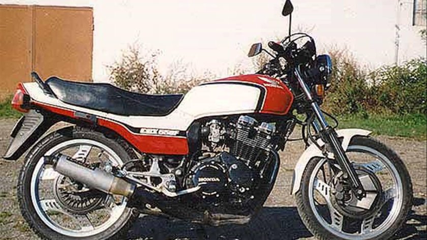 Honda cbx400f II