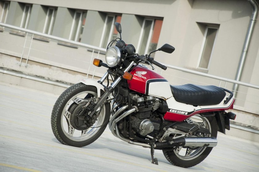 Honda cbx550f