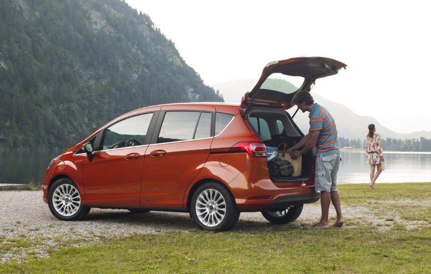 Ford b Max 2020