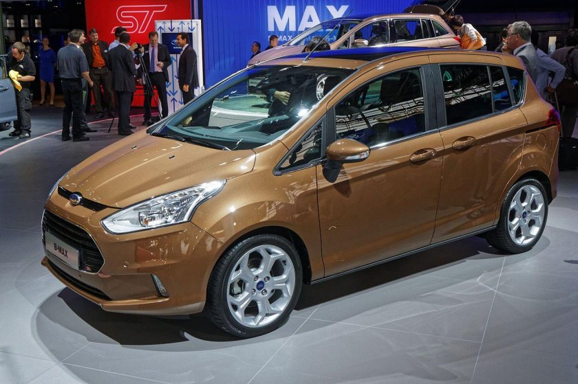 Ford b Max 2014