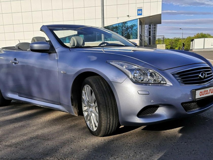 Infiniti кабриолет 2011
