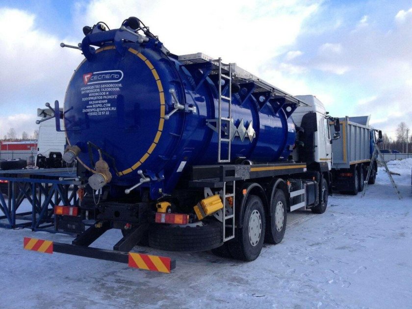 МАЗ илосос 15 кубов