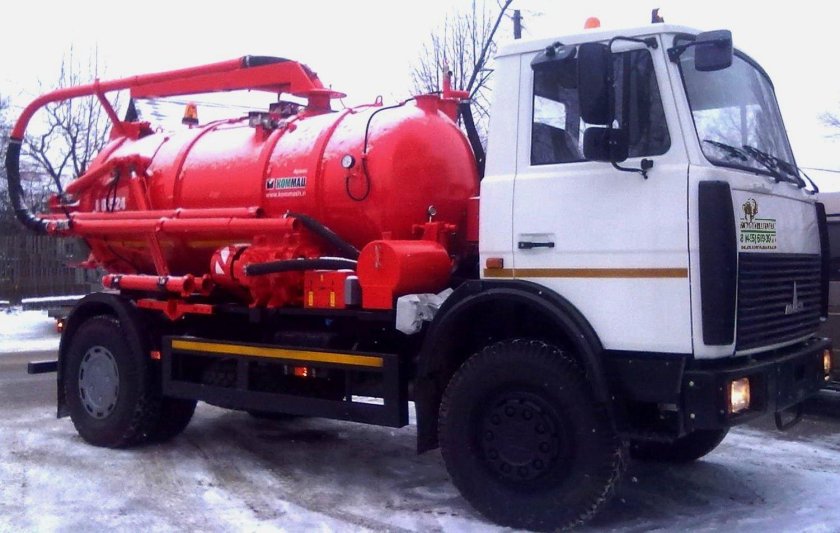 МАЗ илосос Коммаш ко 524